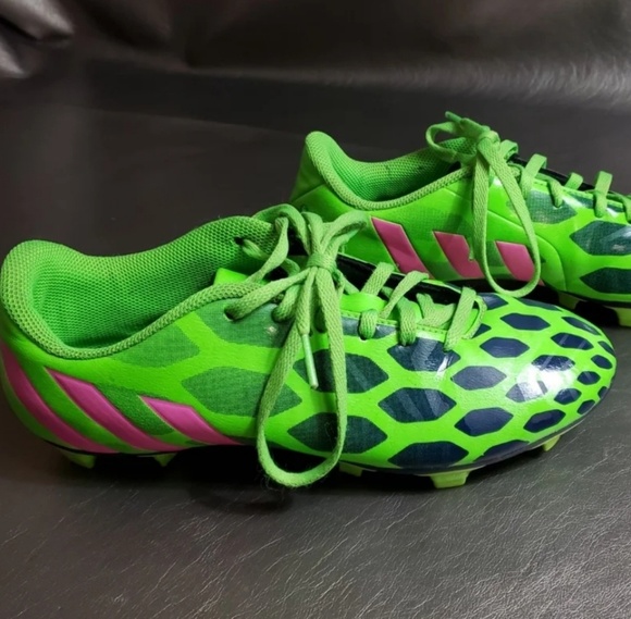 Womens Adidas Predito Cleats Size 7.5 - Picture 3 of 6